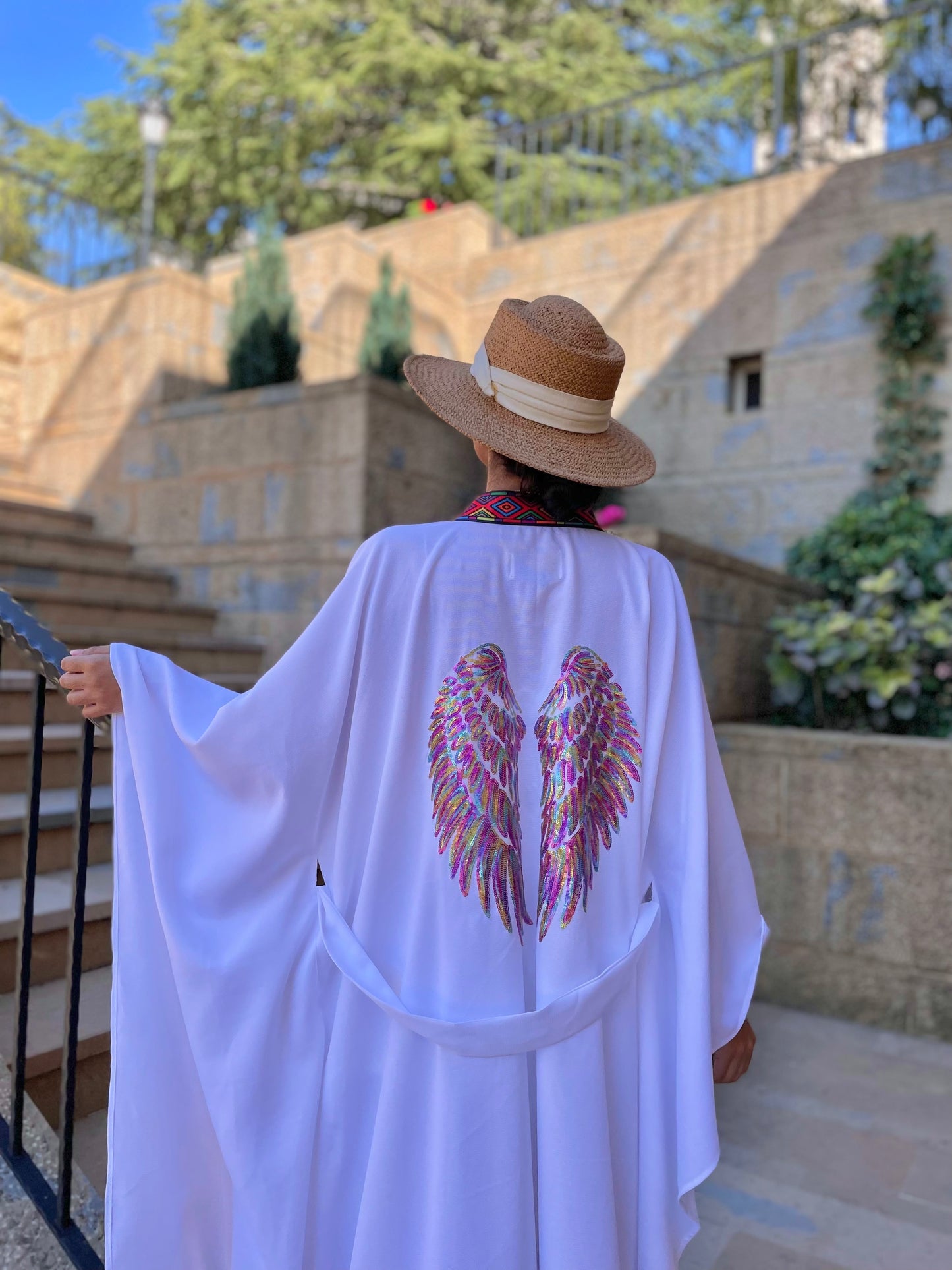 Luxury White Linen Blue Wings Geometric kimono